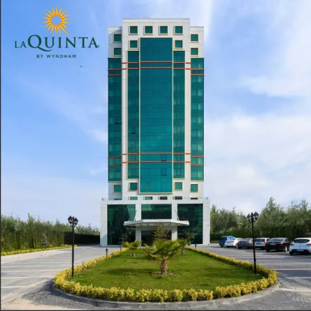 Güneşli La Quinta by Wyndham İstanbul Hotel